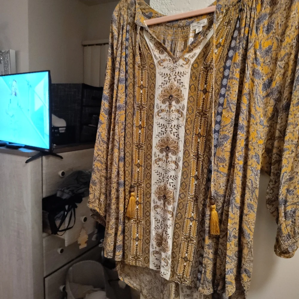 Multicolored top for sale - Picture 3 of 7